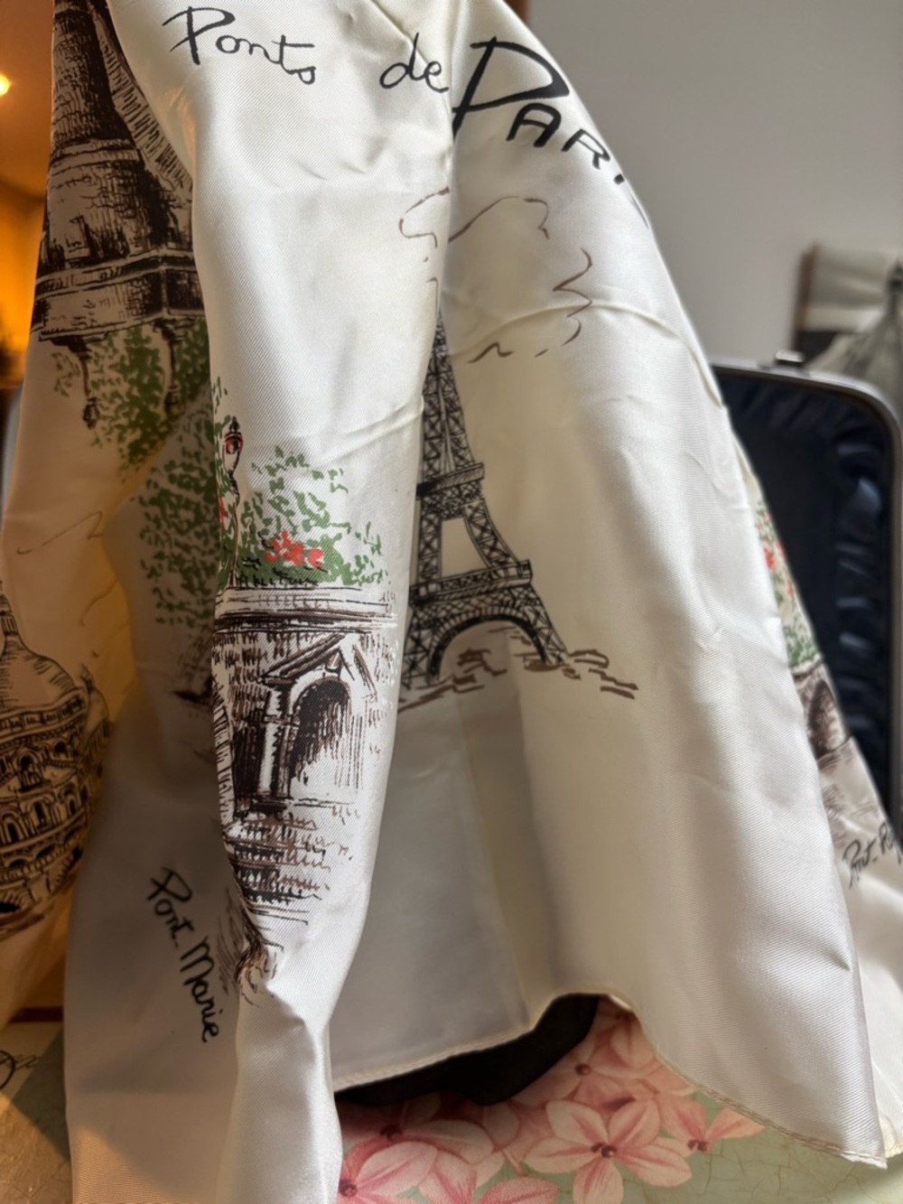 Paris Eiffel Print Scarf -30 x 32 vintage France . Polyester